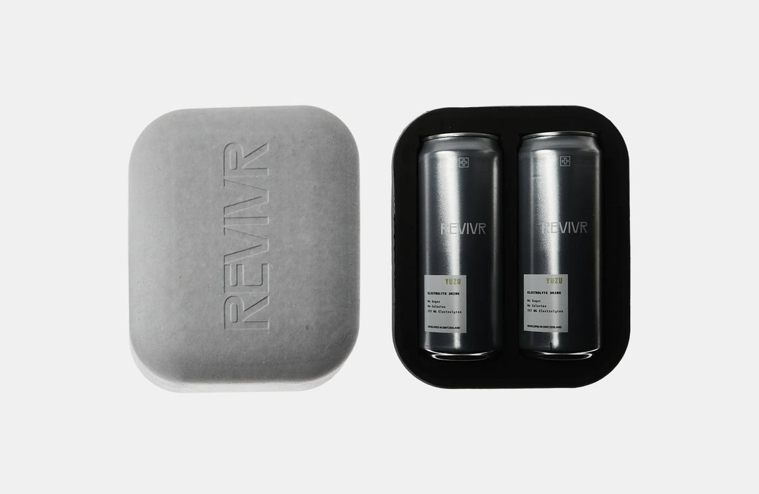How to stay hydrated at the office and when travelling